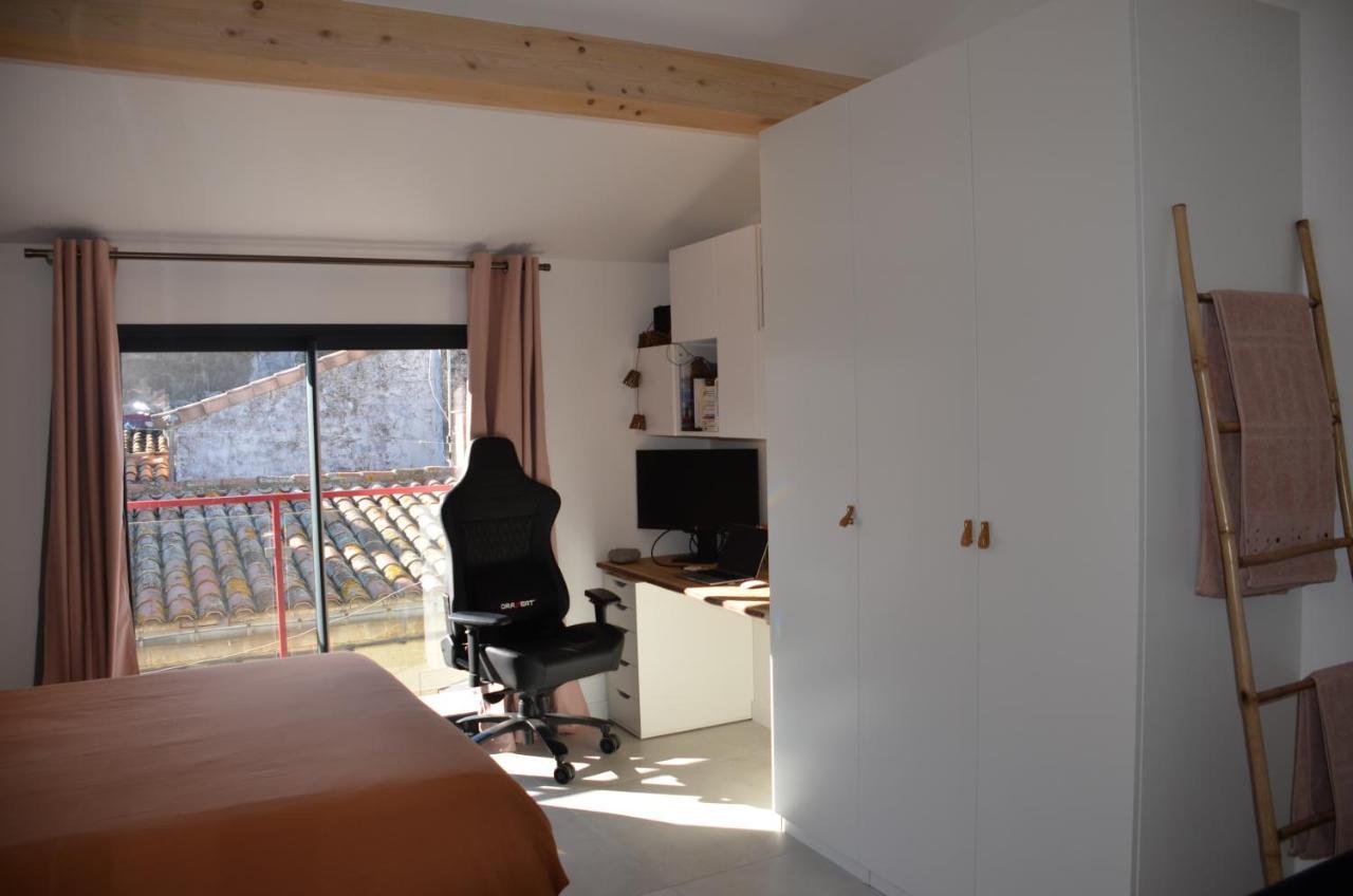 Maison De Village Renovee ! Le Grau-du-Roi Luaran gambar