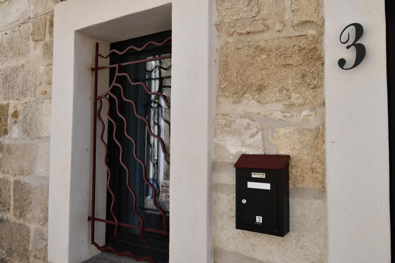Maison De Village Renovee ! Le Grau-du-Roi Luaran gambar